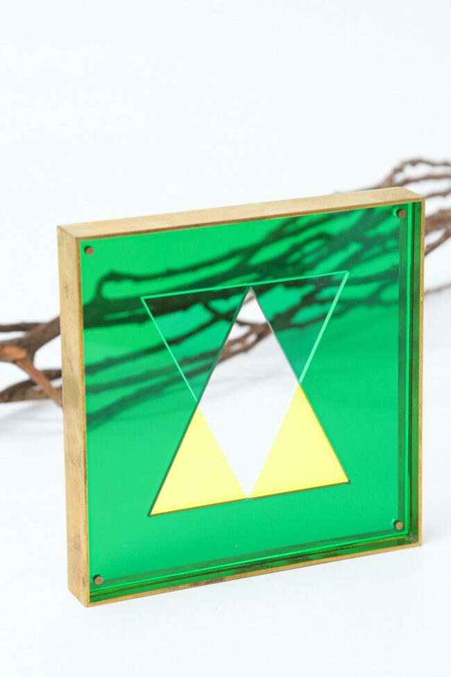 Obra Múltiplo a Cor e a Luz